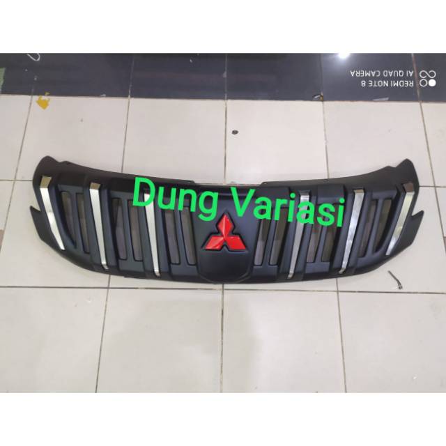 Grill depan Mitsubishi all new Pajero model Apollo hitam