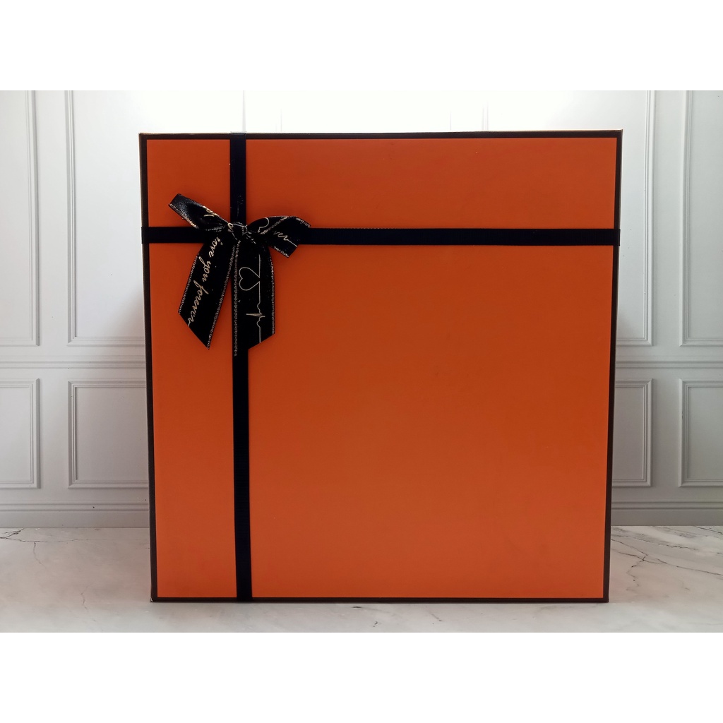 

DEFECT - Kotak Kemasan Kado Hadiah Klasik Oranye Pita/ Kotak Hampers C