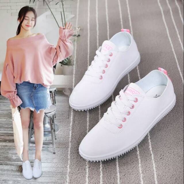 Sepatu Kets Wanita Sol Datar Bertali Bersirkulasi Udara Versi Korea (Model Wanita+Merah Muda Warna