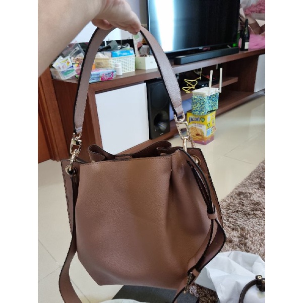 Tas guess est 1981 serut original preloved
