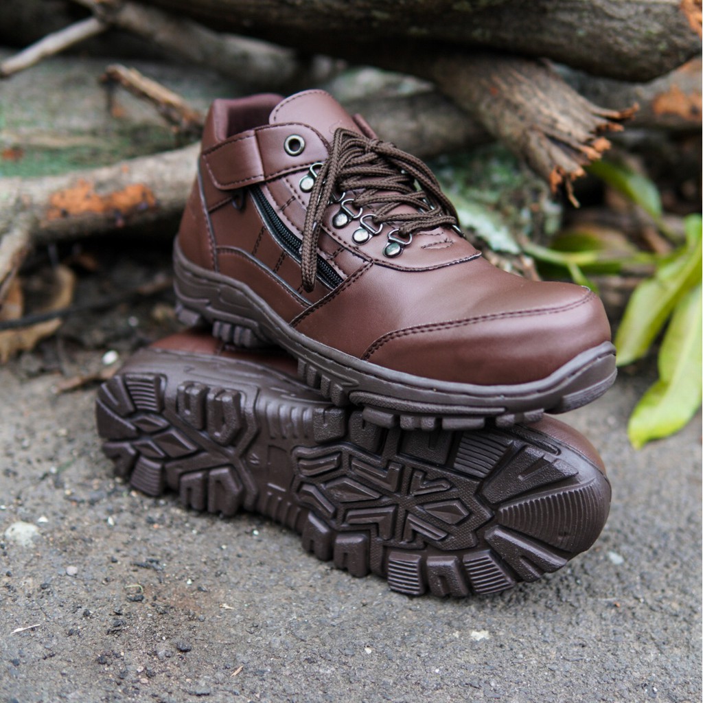 Sepatu Boots Pria Crocodile Morisey Pendek Coklat Safety / Ujung Besi TERMURAH