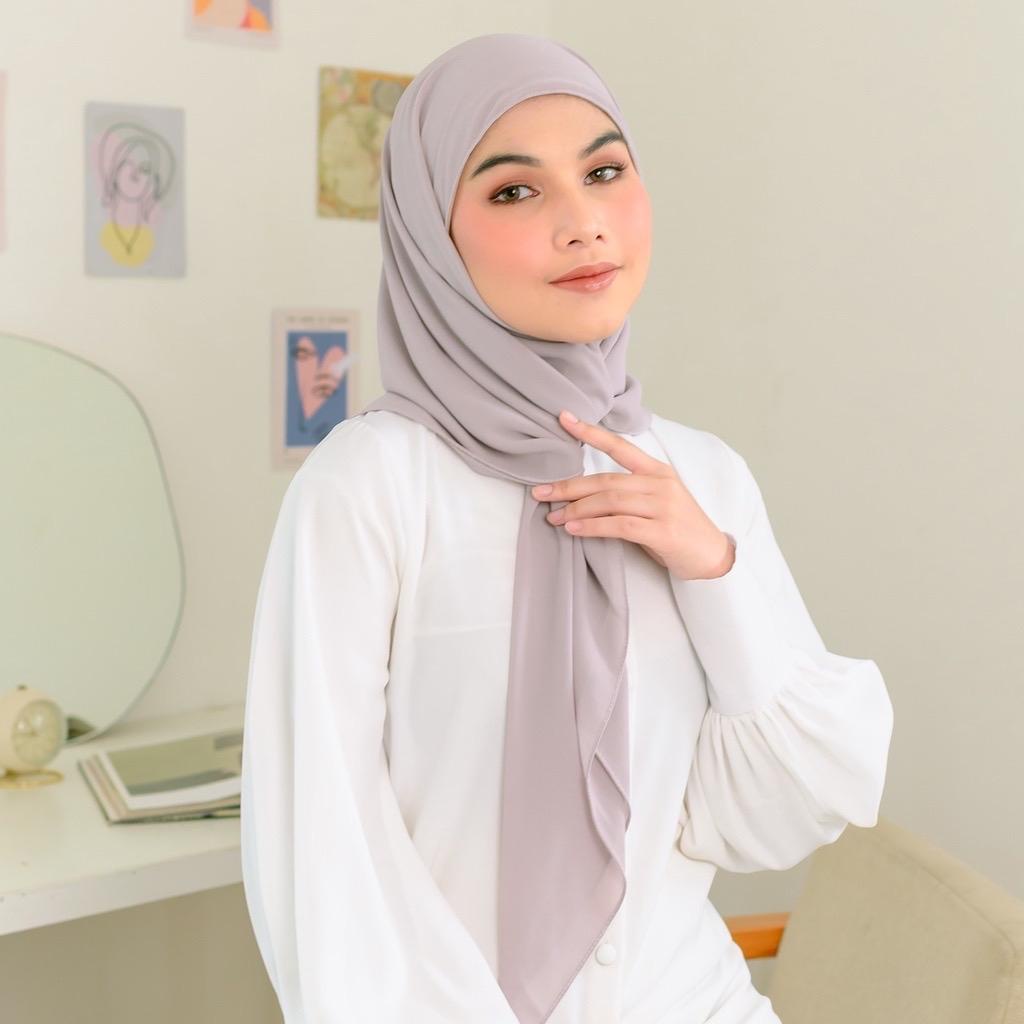 Jilbab Segi Empat Inner Ceruty