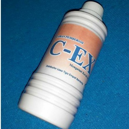 C EX Cairan Pembersih lantai kamar mandi dan kerak air