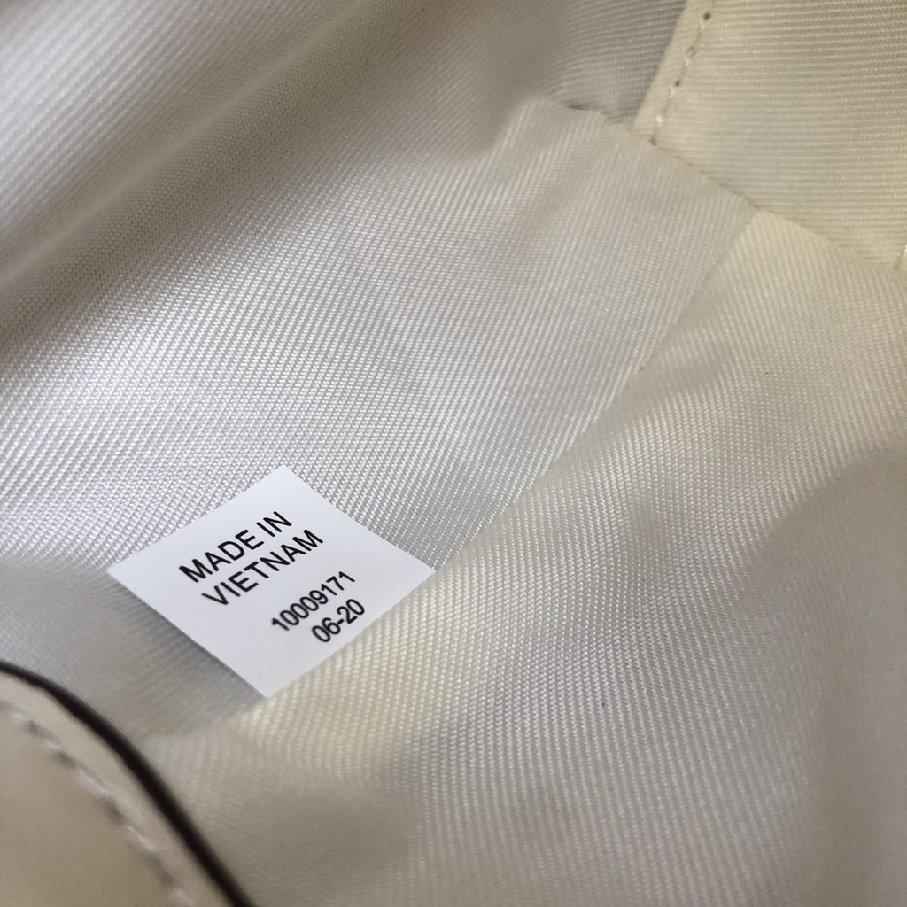 (SameDay Grab) Ori TB KIRA CHEVRON MINI size ladies shoulder bag Crossbody chain bag