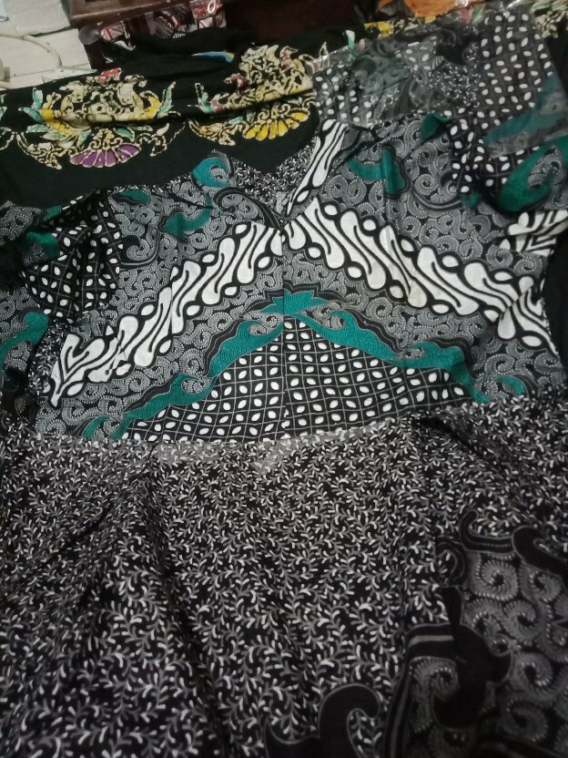 Batik Couple Keluarga Sania Ruffle Ori Ndoro Jowi Dnt Dimensi Abu