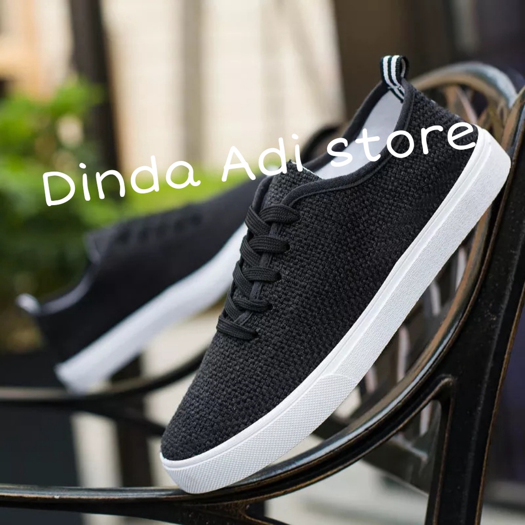 Dinda Sepatu wanita slip on cotton linen fashion wanita trendy zalfarya warna hitam dan krem ukuran 37-40