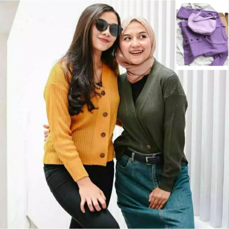 Cardigan Crop Rajut Kancing Batok