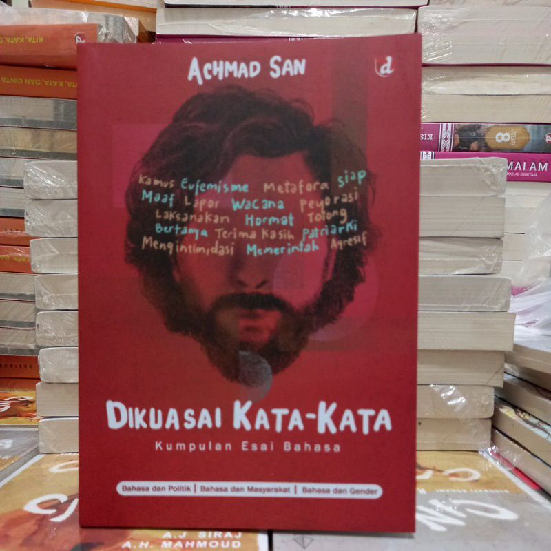 BUKU DIKUASAI KATA-KATA KUMPULAN ESAI BAHASA