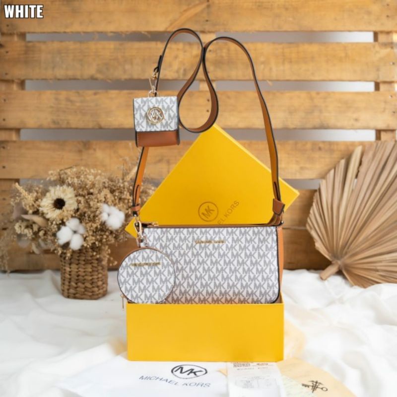 MK 58888 SLINGBAG MULTIPOCKET WITH BOX