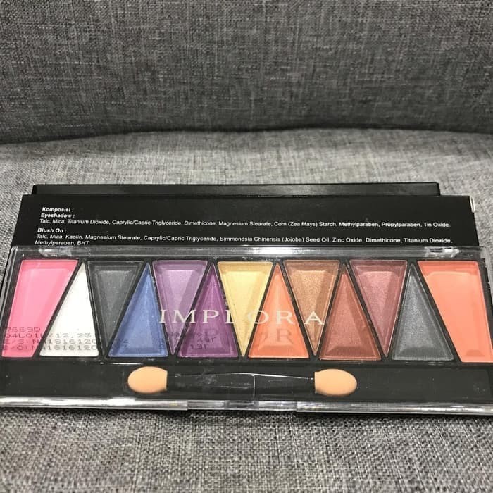 IMPLORA EYE SHADOW &amp; BLUSH ON - MAKE UP KIT PALETTE