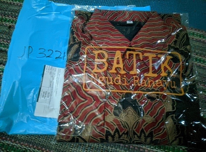 (premium)batik Pria Lengan Panjang Lapis Furing Peksi  Batik Solo