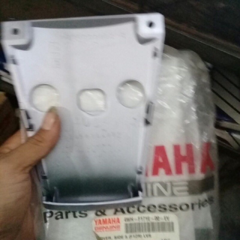 PAD BODY SILVER LVS F1ZR ORI YGP FIZR FIZ R F1Z R SAMBUNGAN PANEL BELAKANG PED SIDE 5 PET LAVENDER