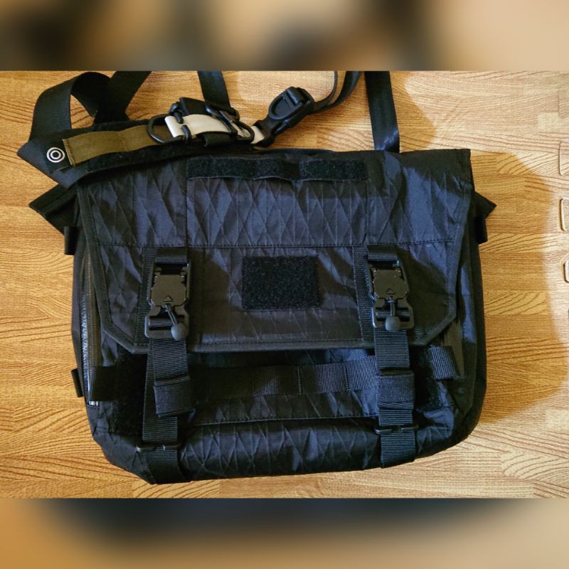 Orbit Gear R221 VB XPAC 14 INCH Messenger Bag dengan fidlock Buckle