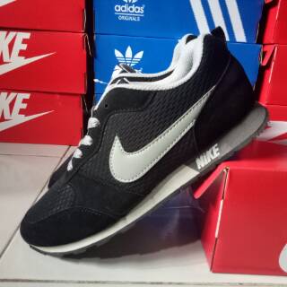  SEPATU  NIKE  MD RUNNER HITAM LOGO ABU ABU Shopee  Indonesia