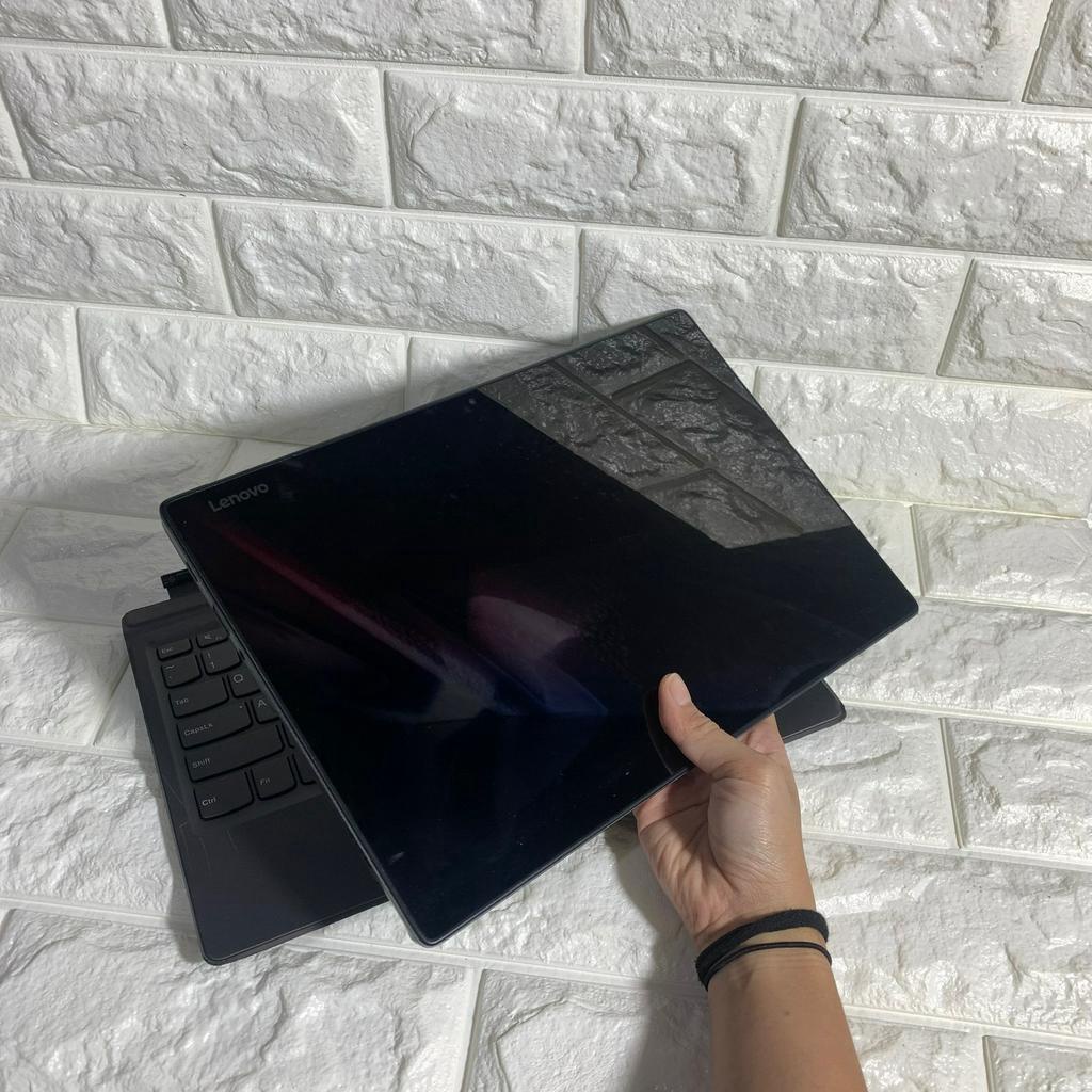 Laptop Murah Lenovo Miix 2017 i5 Gen 8- RAM 16GB / SSD 256GB / Second