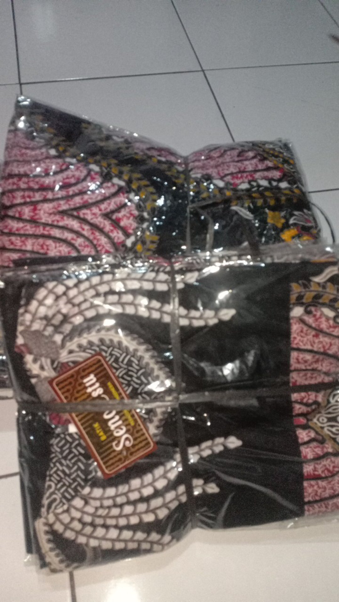 Batik Couple Modern - Atasan Batik - Batik Couple Wanita - Seragam Batik Madu Merah