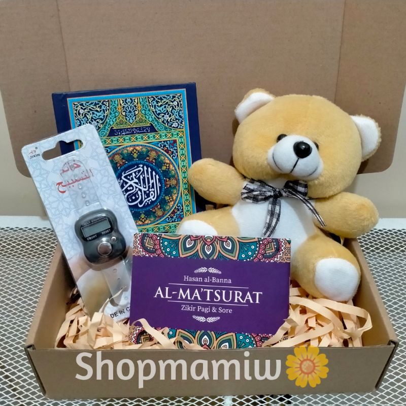 

Hampers Gift Box Ulang Tahun / Wisuda graduation - Boneka Al-Quran