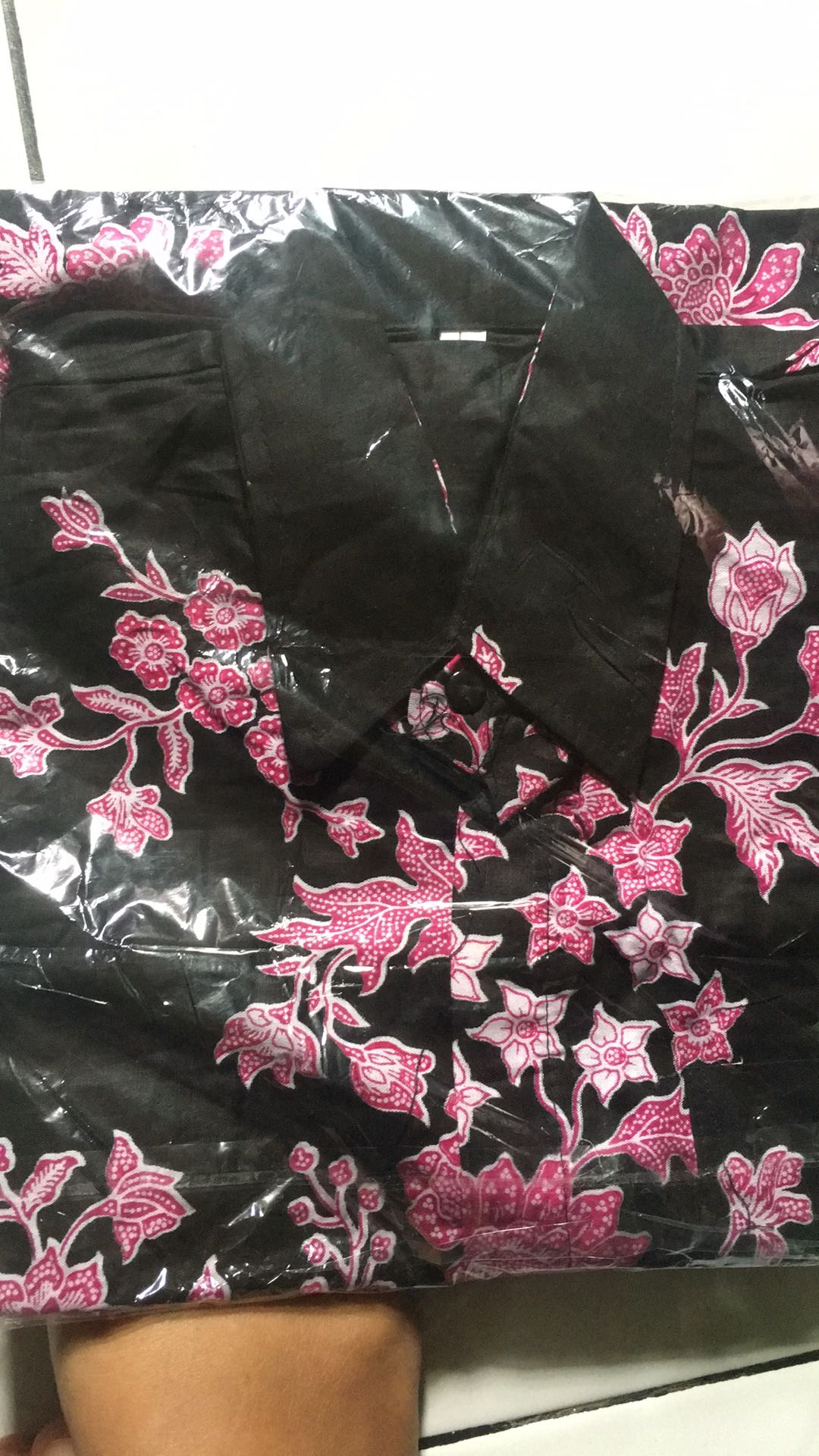 Kemeja Batik Pria Lengan Pendek Cibulan Pink