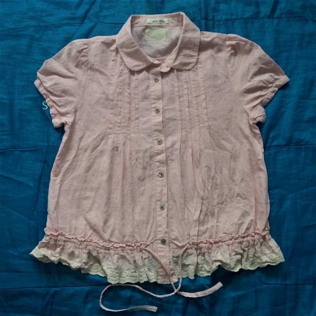 Blouse pendek Nice Claup