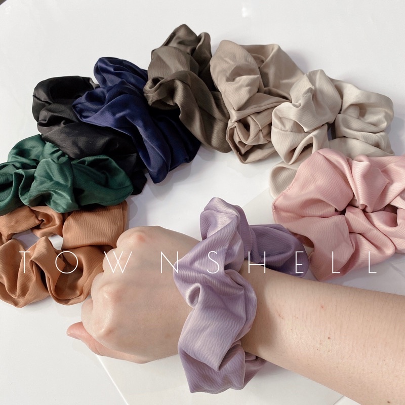 SATIN KOREAN BIG SCRUNCHY / IKAT RAMBUT KOREA BESAR / SCRUNCHIES / JUMBO / CEPOLAN HIJAB SUPER BESAR-3