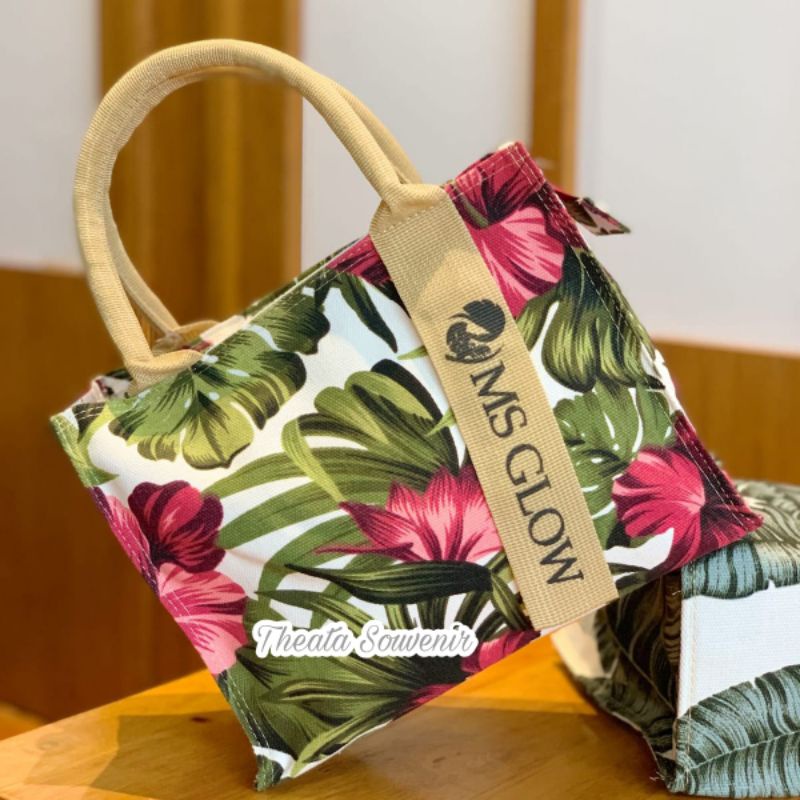 Totebag Kanvas  Tas Kosmetik /tas jinjing