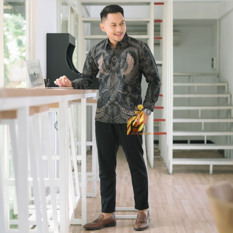 Baju Batik Pria Lengan Panjang WISANGENI Premium Furing Adem Halus Slim Fit Modern Kemeja Casual Formal Batik Kekinian Lamaran Kondangan Tunangan Seragaman Wisuda Kantor Kerja S M L XL XXL Katun Halus tebal Adem Terbaru Terlaris Ori Asli Outfit Solo