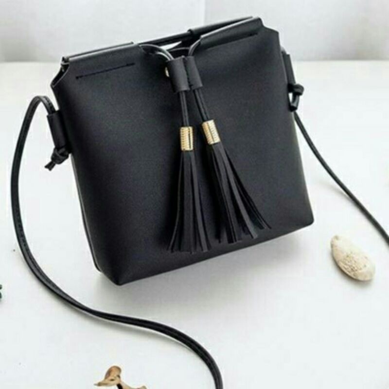 Tas selempang serut fashion wanita import