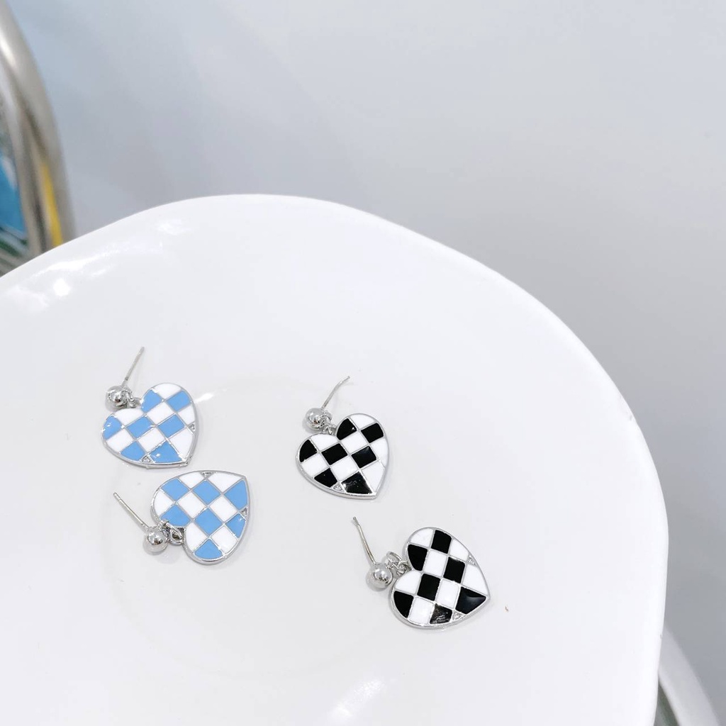 Korean Women Alloy Checkerboard Heart Stud Earrings