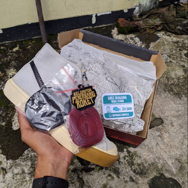 Sepatu Compass KPR Vikranta