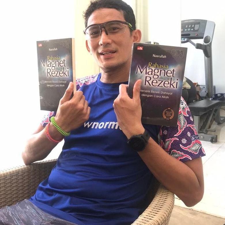 [DLS. 11888] BUKU RAHASIA MAGNET REZEKI (ASLI) AWAS BAJAKAN BISA TIDAK BERKAH ( GRATIS 40 AUDIO MAGN