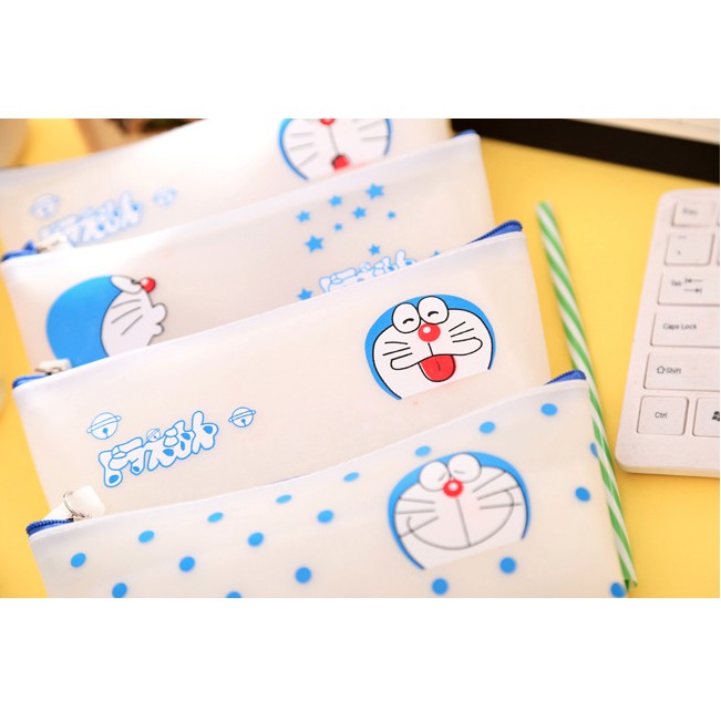 

Tempat Pensil Doraemon Karet