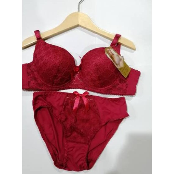 【Murah】 j- * Push UP bra Bh set + Cd KissMe AA691 32A-38A kawat >