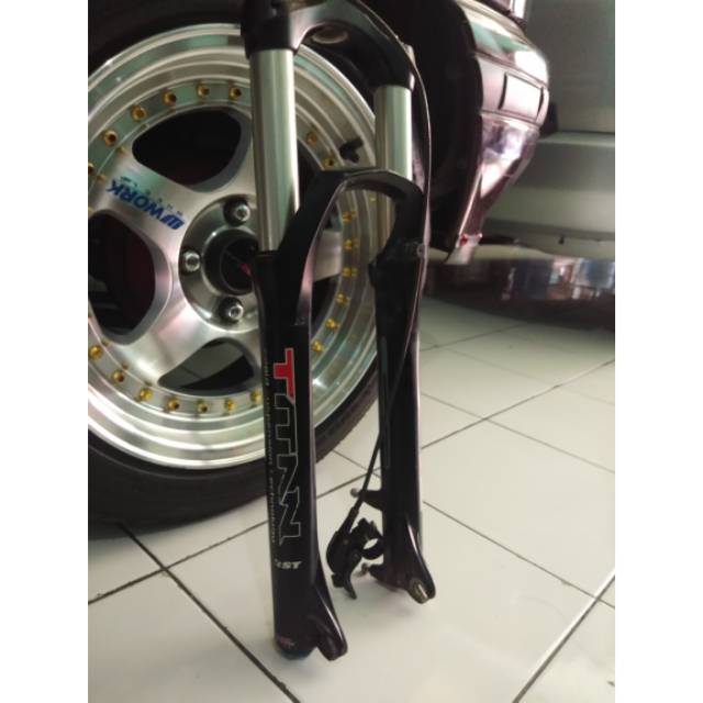 Fork Rst Titan Air Rebound bukan fox/rockshock/ion/santour/xcr