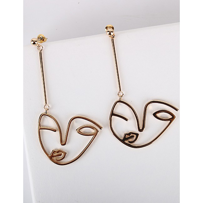 LRC Anting Tusuk Fashion Golden Expression Alloy Hollow Irregular Earrings K41589