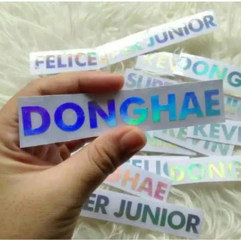 

STIKER NAMA CUSTOM TULISAN STANDAR 11 cm