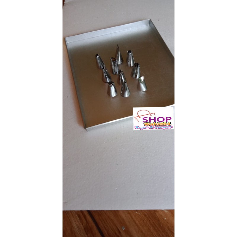 Loyang(1 pcs) +semprit/cetakan kue kering(10 pcs)