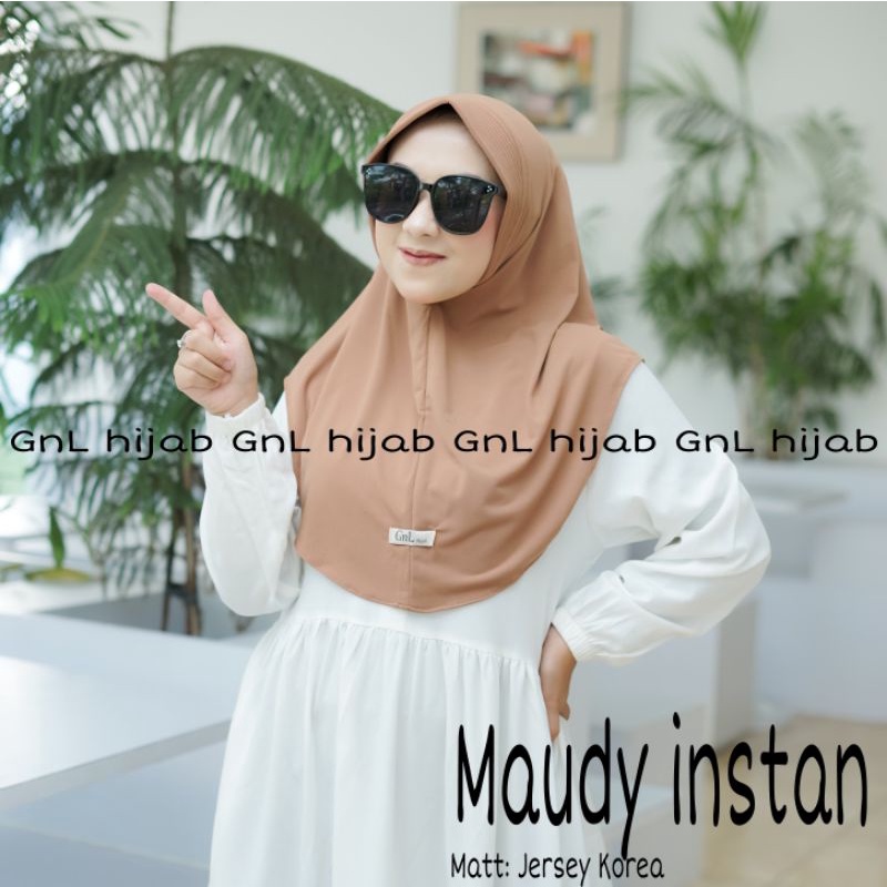 DAILY HIJAB INSTAN/MAUDY INSTAN size M