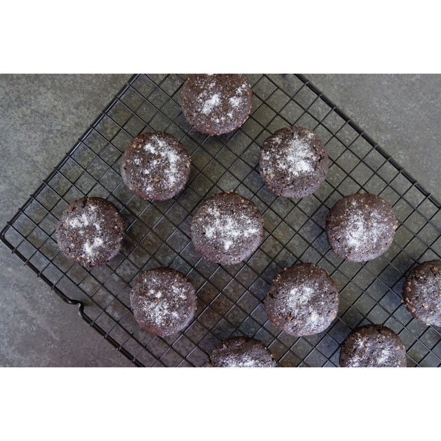 

Crinkle Chocolate Reguler ( Brownie chocolate cookie )