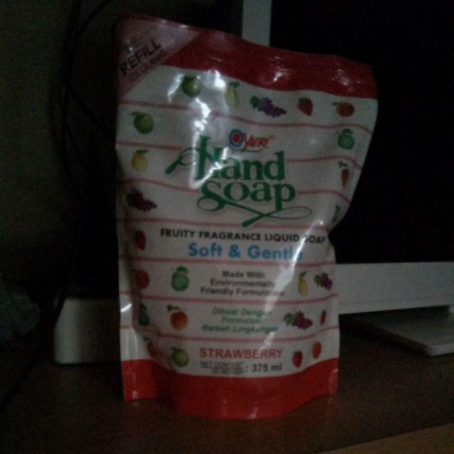 Hand Soap Yuri Strawberry Refill 375 Ml