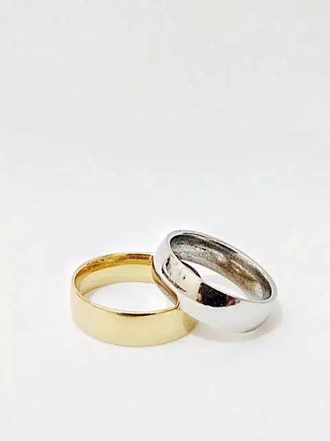 BISA COD Cincin titanium/couple/tunangan oval warna putih harga satuan