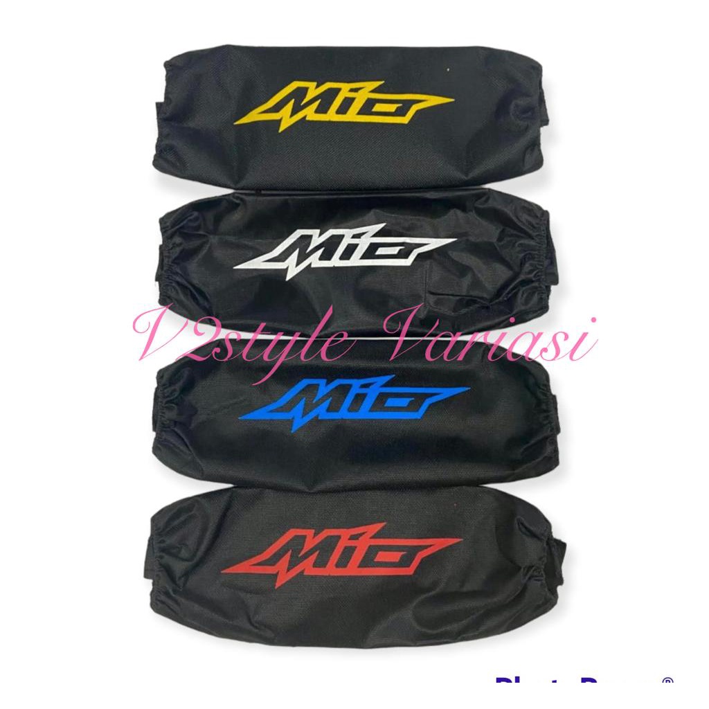 SARUNG SHOCK BREAKER / COVER SHOK SHOCKBREAKER BELAKANG UNIVERSAL WATERPROOF STRAP TEMPEL PNP YAMAHA WARNA MERAH PUTIH MIO S M3 SPORTY Z SOUL M3 125 NMAX 155 OLD NEW AEROX 155 CONNECTED NEW OLD VEGA VIXION KLX CRF NINJA BEAT VARIO FU SONIC XEON LEXI