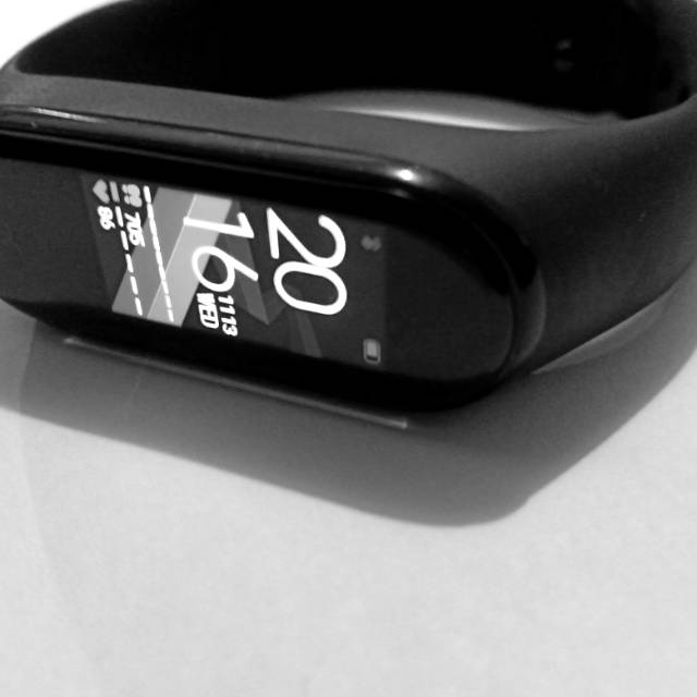 MI BAND 4