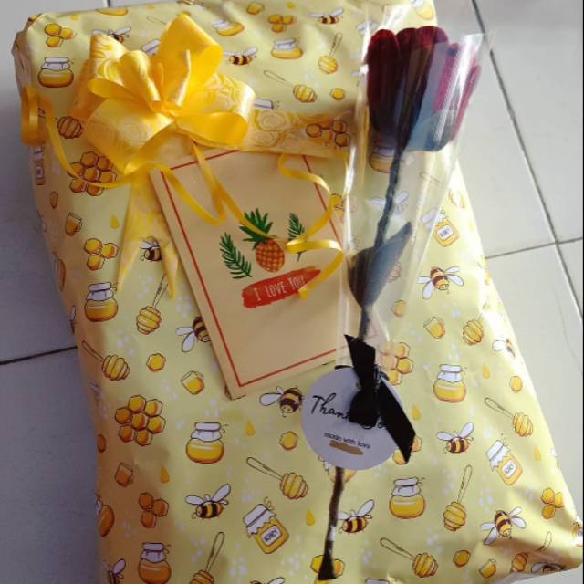 

PACKING KADO FREE PITA KARTU UCAPAN