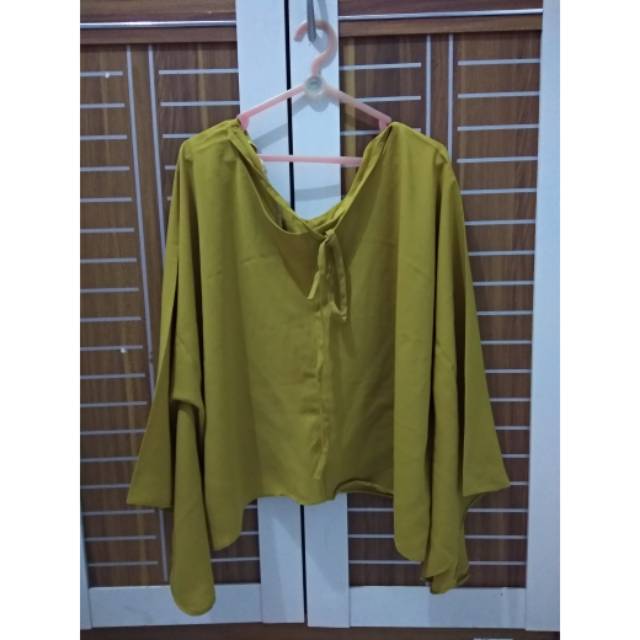 Cape polos preloved
