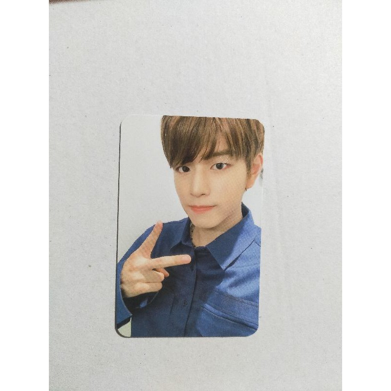 Seungmin pc yellow wood taiwan Straykids