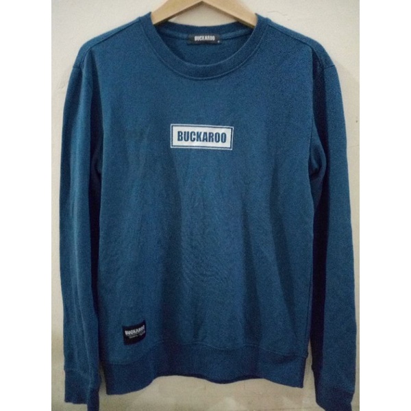 crewneck buckaroo  second like new