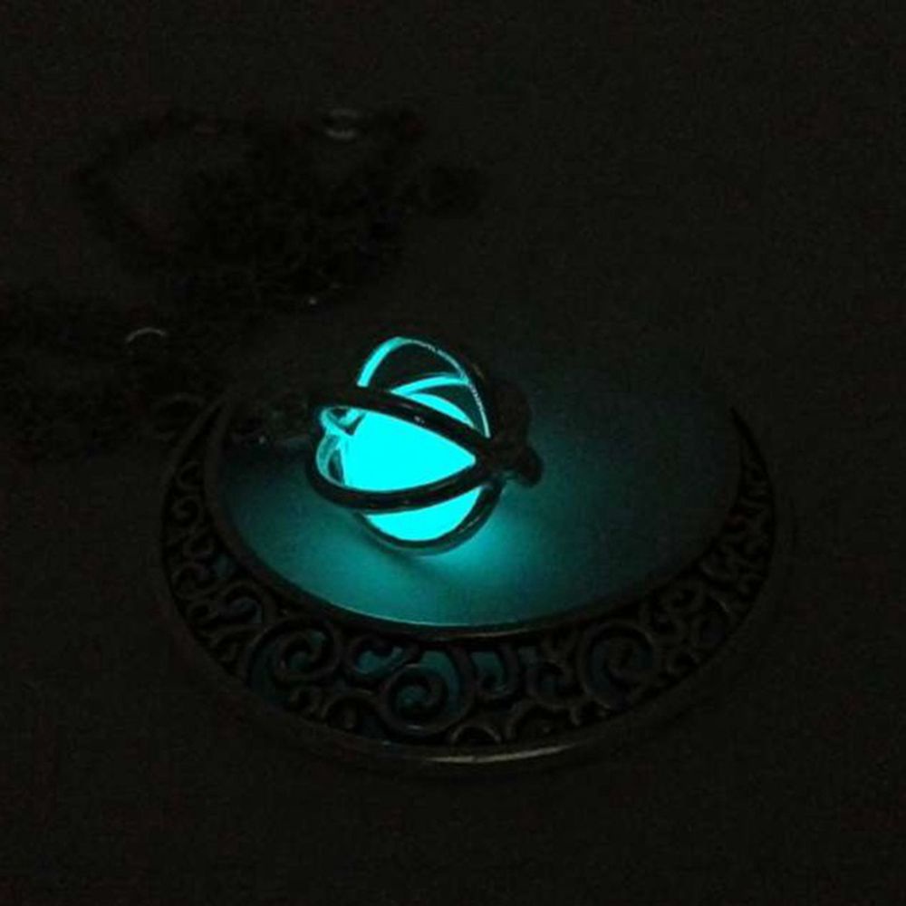 Kalung Liontin Bulan Dan Labu Luminous Glow In The Dark Multicolor Lapis Silver Untuk Unisex