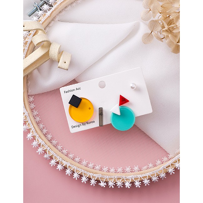 LRC Anting Tusuk Fashion Pearl Acrylic Square Triangle Stud Earrings 5?piece Set F6245X