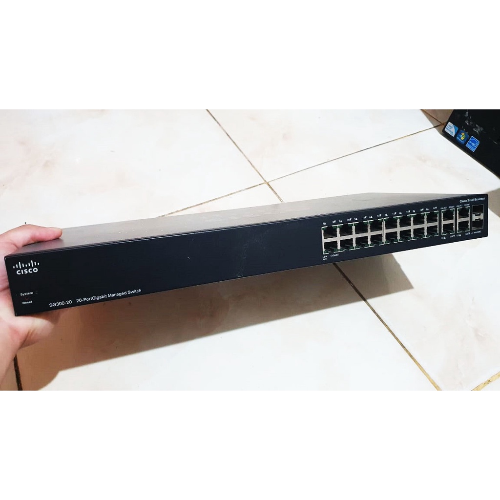 Switch Cisco SF300-24 Ex Kantor