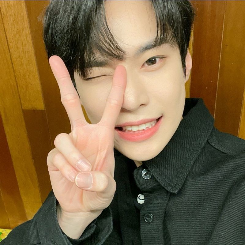 PC Doyoung Acekit (BOOKED)